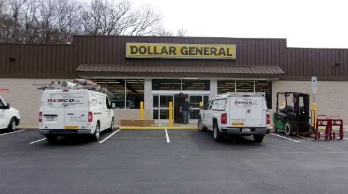 Dollar General in Home